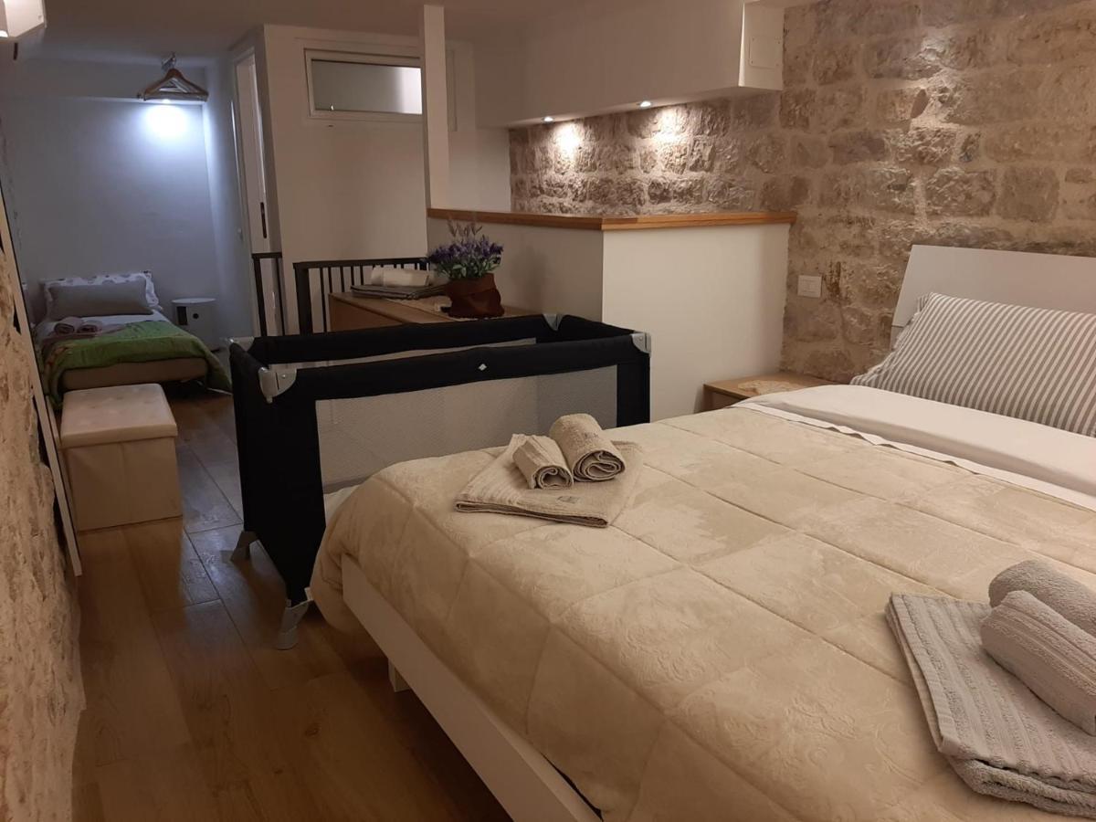 Appartamento Gattapone 9 Γκούμπιο Εξωτερικό φωτογραφία