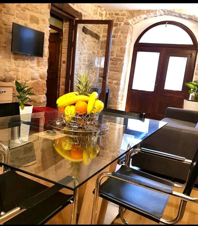 Appartamento Gattapone 9 Γκούμπιο Εξωτερικό φωτογραφία