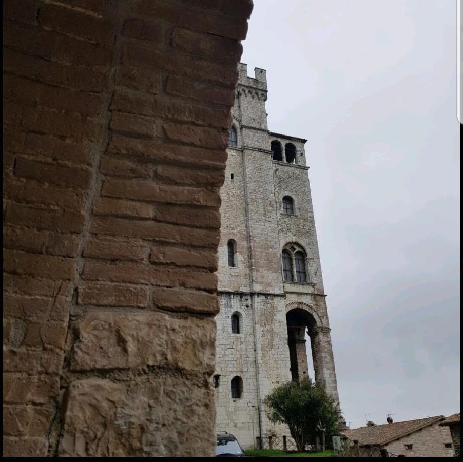 Appartamento Gattapone 9 Γκούμπιο Εξωτερικό φωτογραφία